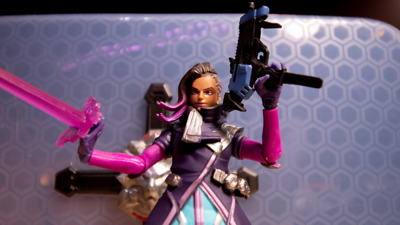 Illustration for article titled Hasbro's Made Some Fine Overwatch Action Figures, Except For Reaper